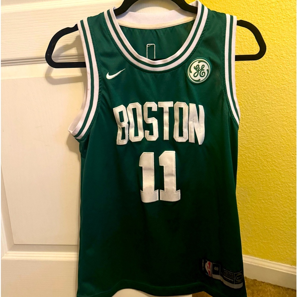 Nike Kyrie Irving Boston Celtics Kelly Green Swingman Jersey - Icon Edi